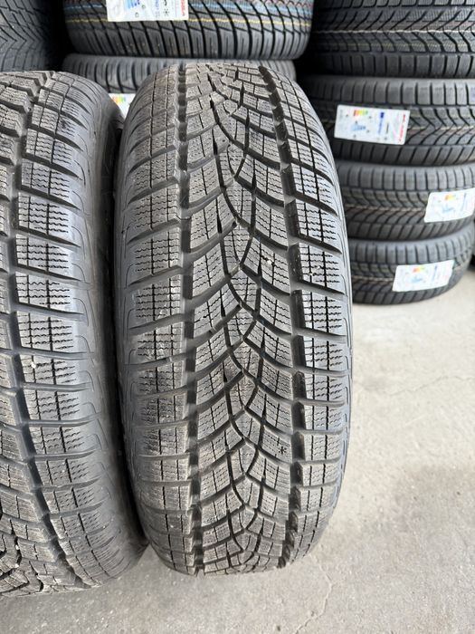 215/65/17 GOODYEAR 4бр