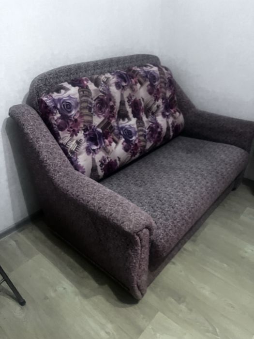 продам диван раскладной