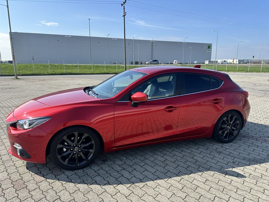 Mazda 3 G120 Revolution Top