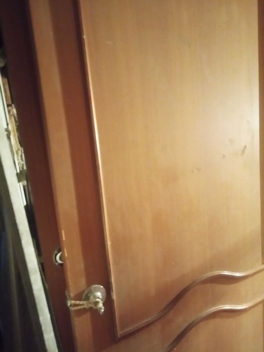 Продам двери,  описание