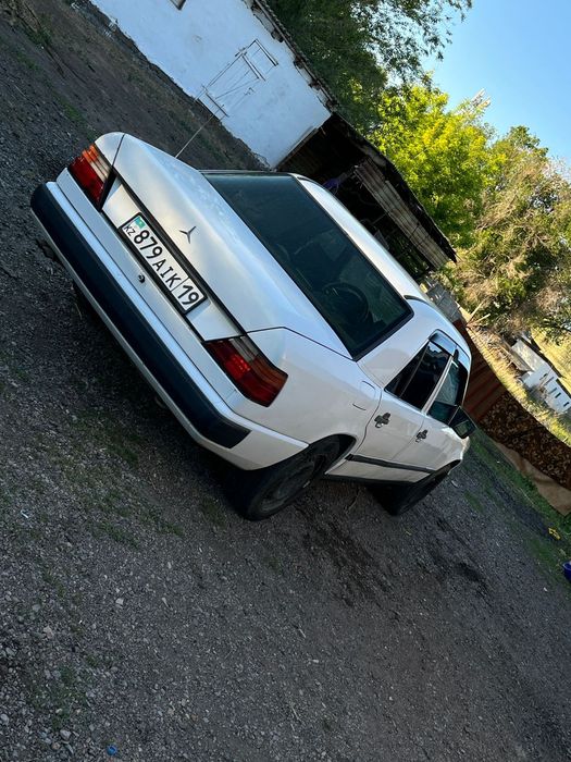 Мерседес 124 м103
