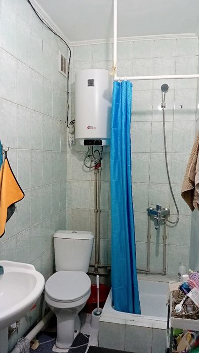 Продам 2х ком кв.в центре города Тараз