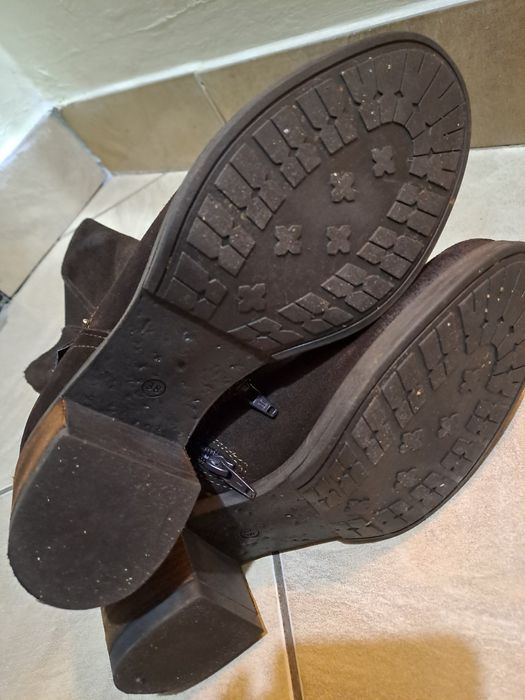 Cizme piele intoarsa 38