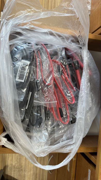 Интерфейсный кабель SATA — SATA для HDD / SSD / Опт. привод