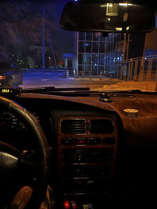 Продам ниссан примера п 10