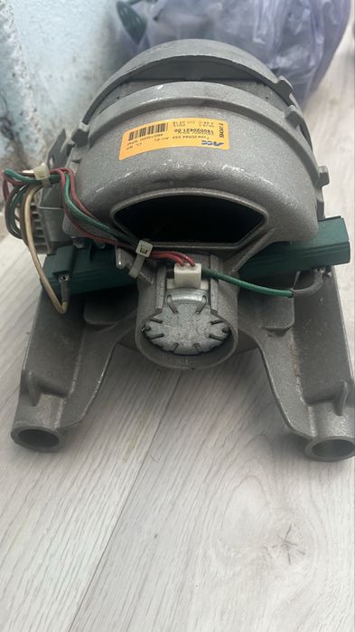 Движок продам продам