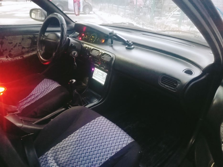 Продам Мазду 626