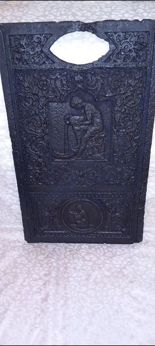 Suport semineu și placa decorativa