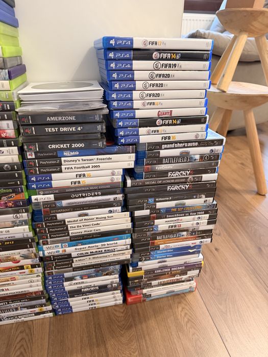 Lot 409 jocuri video originale PS1 PS2 PS3 PS4 PS5 PSP Wii DS Xbox