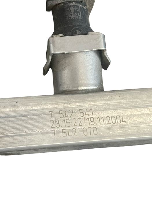 Rampa + 3 Injectoare Bmw 5 E60 2001 - 2010 3.0I 7542541