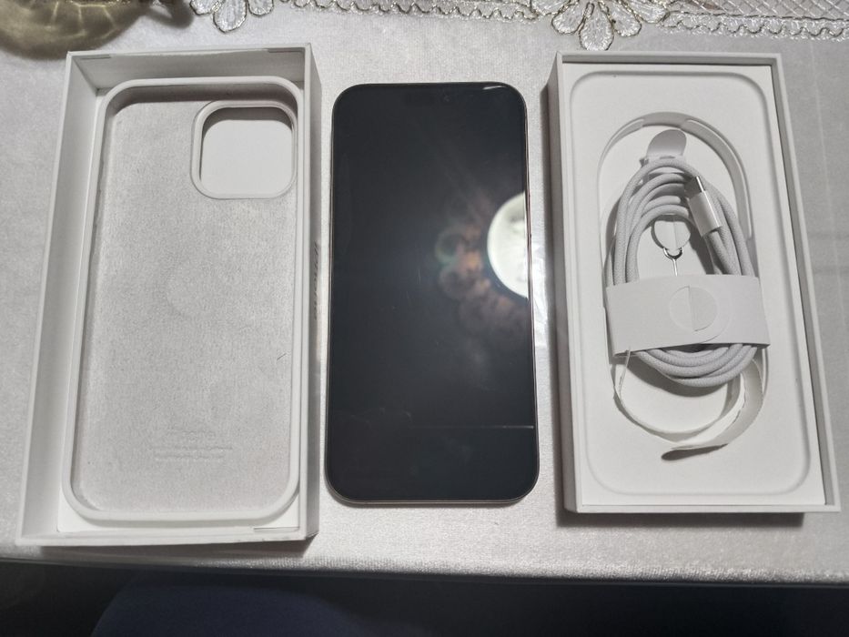 Продается  iPhone 16 Pro Max в идеальном состоянии