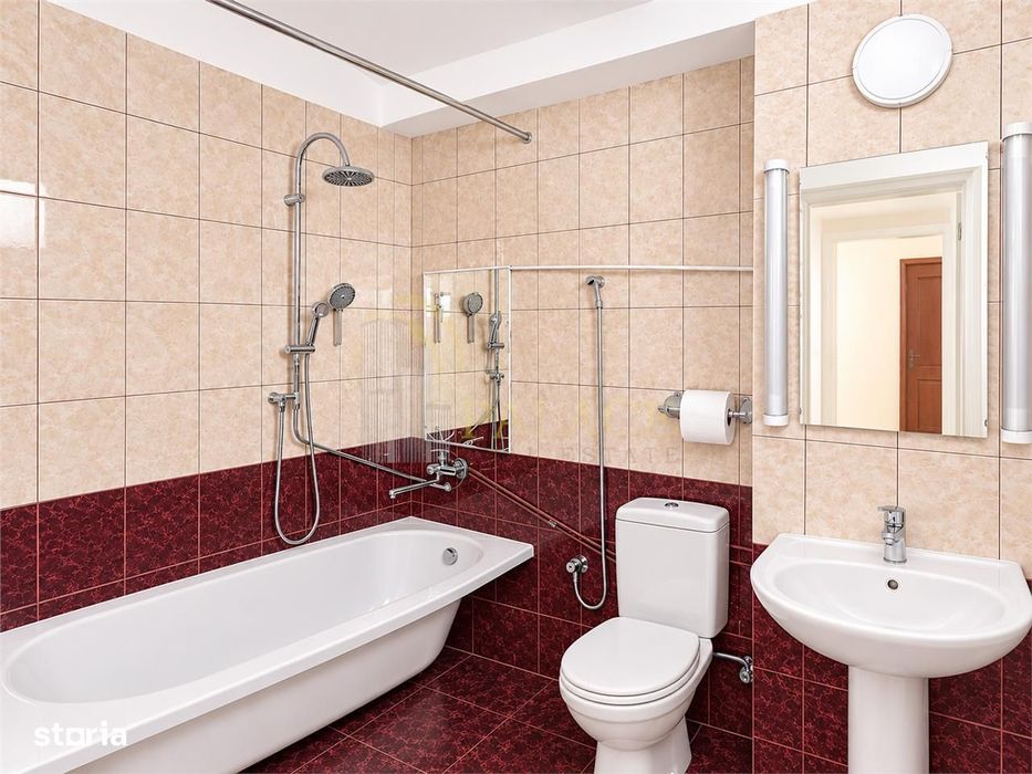 Apartament 4 camere Copou, parcul EXPO, cu parcare si boxa.