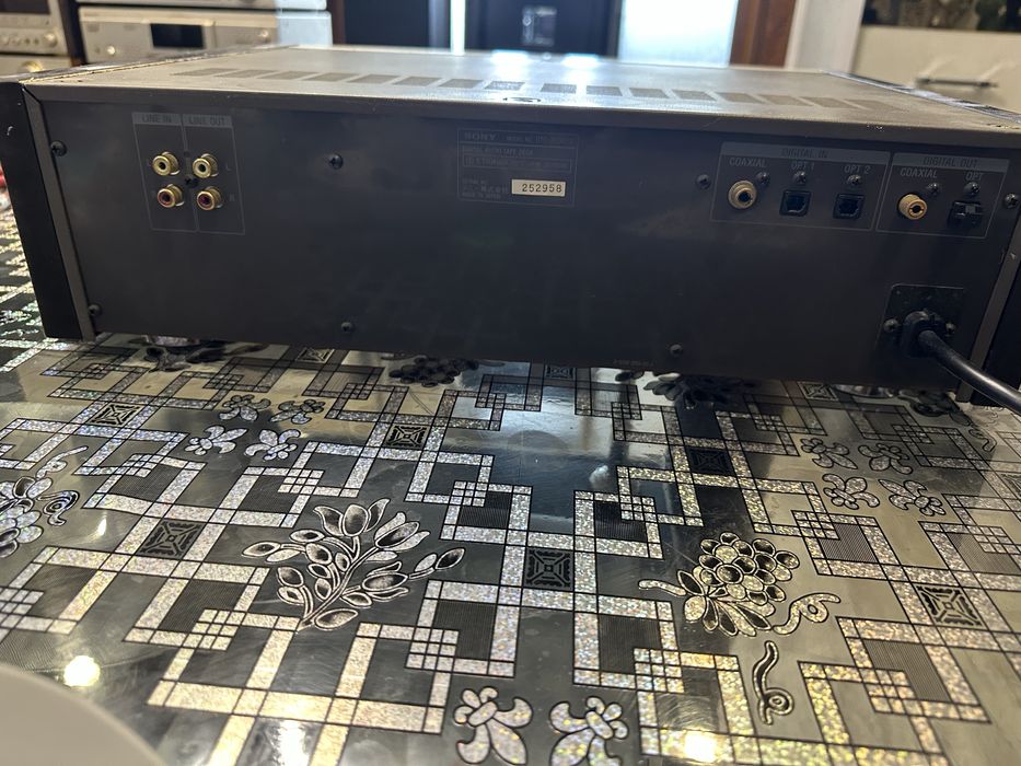 Sony DAT DTC 2000 ES Pioneer DAT D90