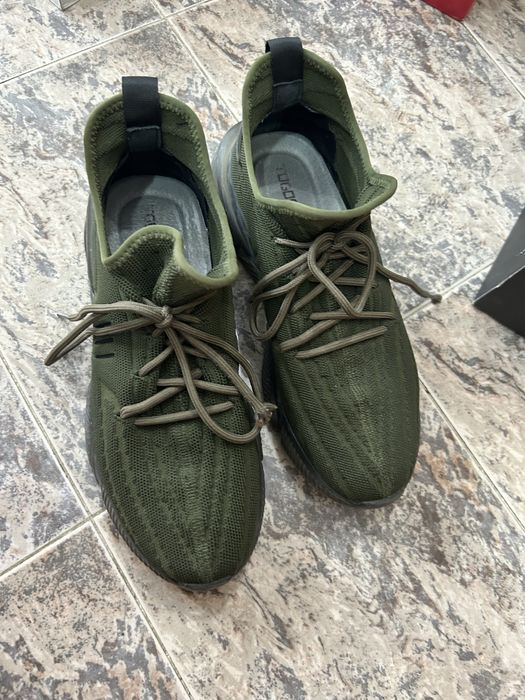 Маратонки тогоши