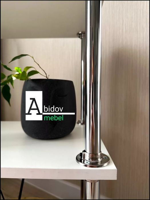 Этажерка парикмахерская с полками для хранения на колесах