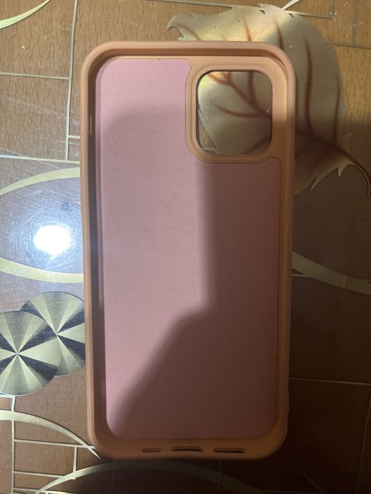 два калъфа за Айфон