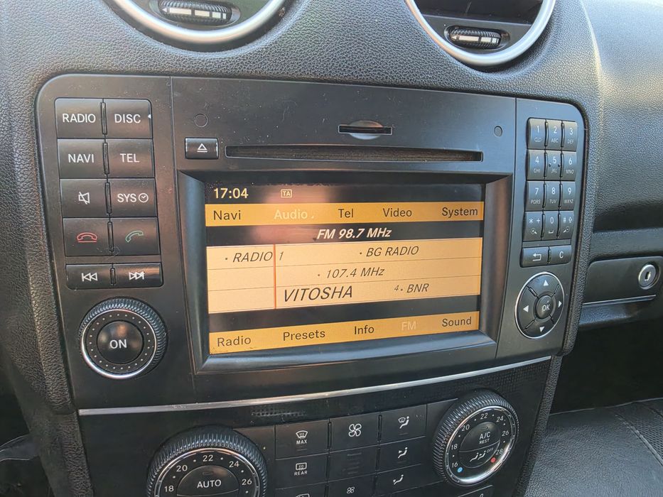 Голяма навигация Мерцедес ГЛ Х164 МЛ W164 мултимедия Harman Kardon Mercedes