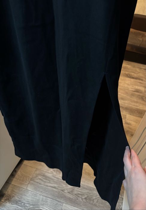 Черное платье макси Massimo Dutti