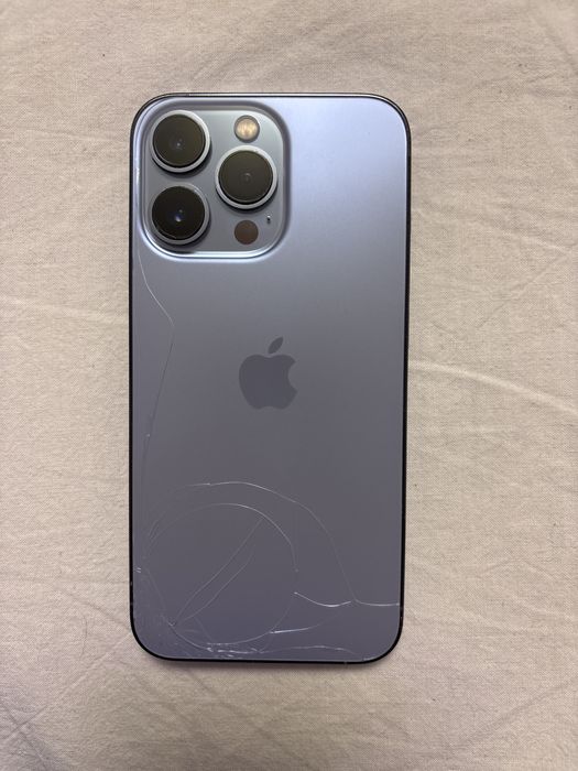 Iphone 13 pro, blue