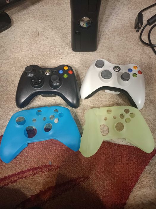 Xbox  360  Slim