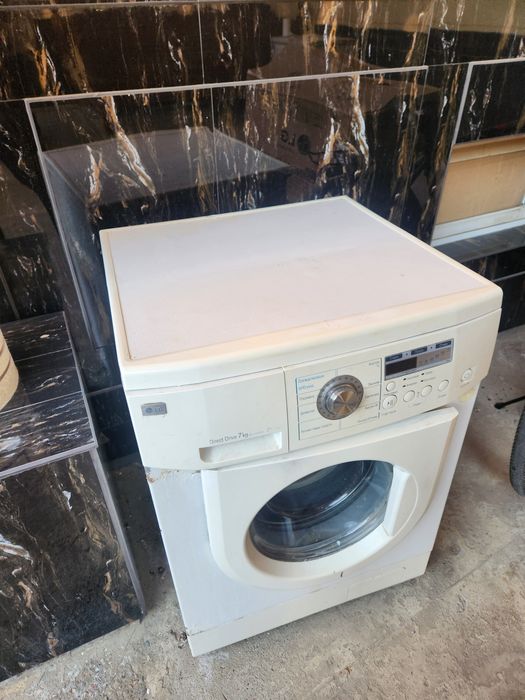 Продается стиральная машина б.у.