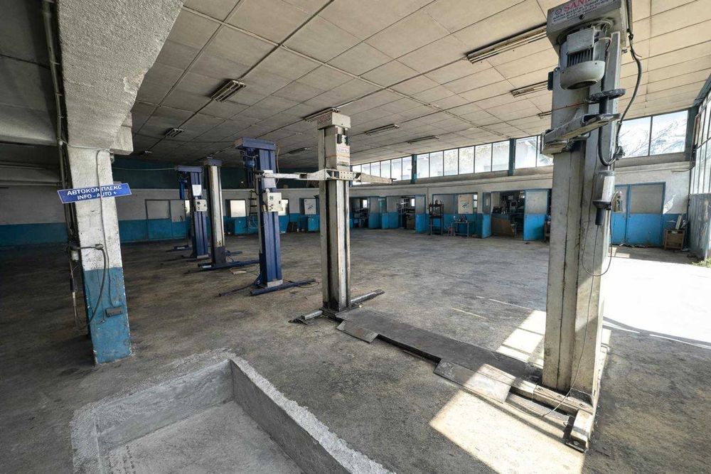 Дава се под наем Склад в Пловдив, Каменица 2 - 568 кв.м за 2393.43 € - Снимка #1