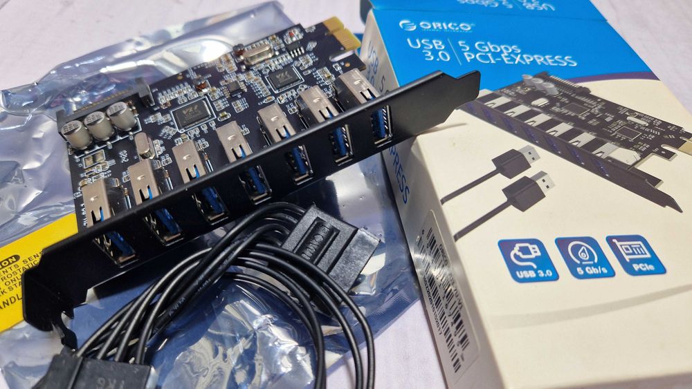 Продам комплект модемов одним лотом