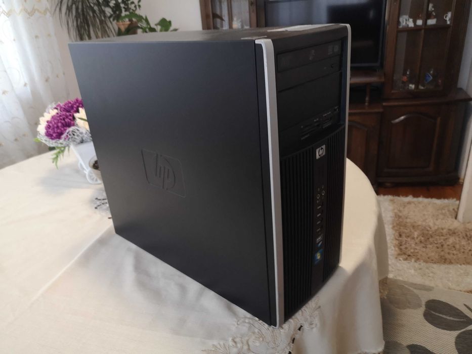 Настолен компютър HP & монитор DELL