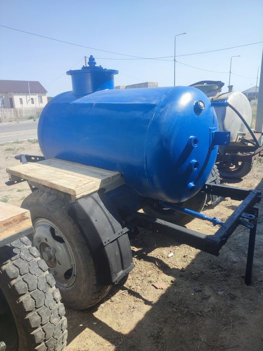 Прицеп бочка 1тонна