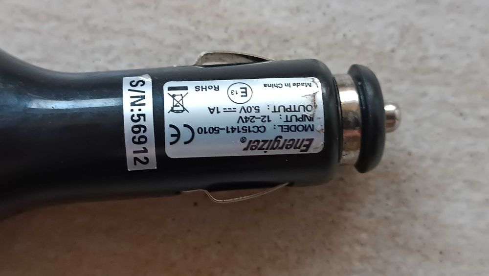 зарядно за автомобил USB Energizer , DIVA 2XUSB CAR CHARG 2.1А