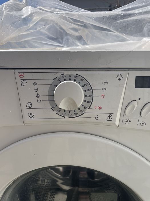 Продавам пералния Gorenje модел WA62105