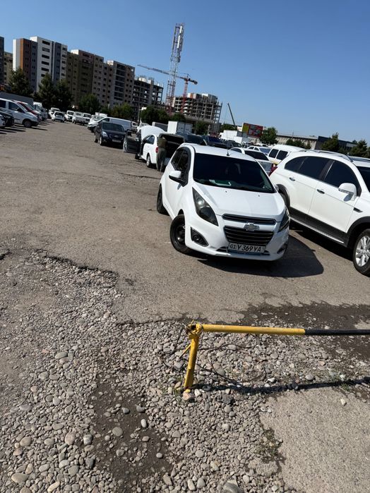 Продам машину Спарк 17 год