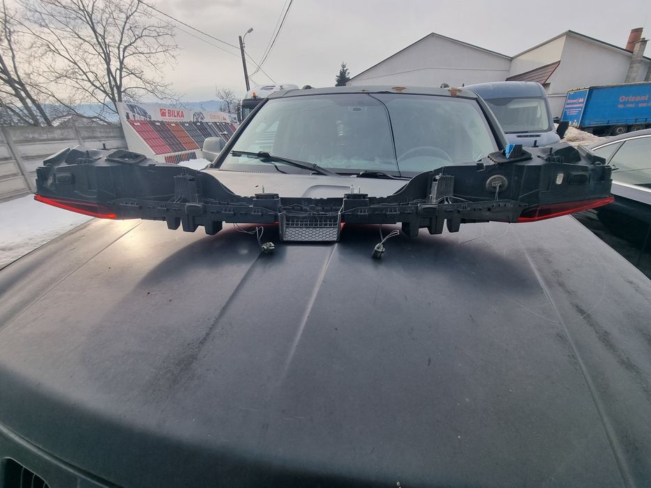 Stop haion audi Q8 matrix cod 4M8945095