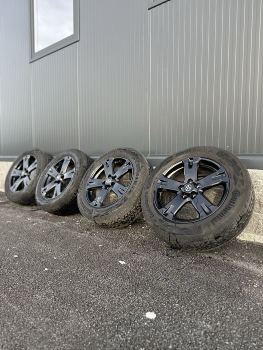 Оригинални джанти с гуми 18 цола Toyota Rav4