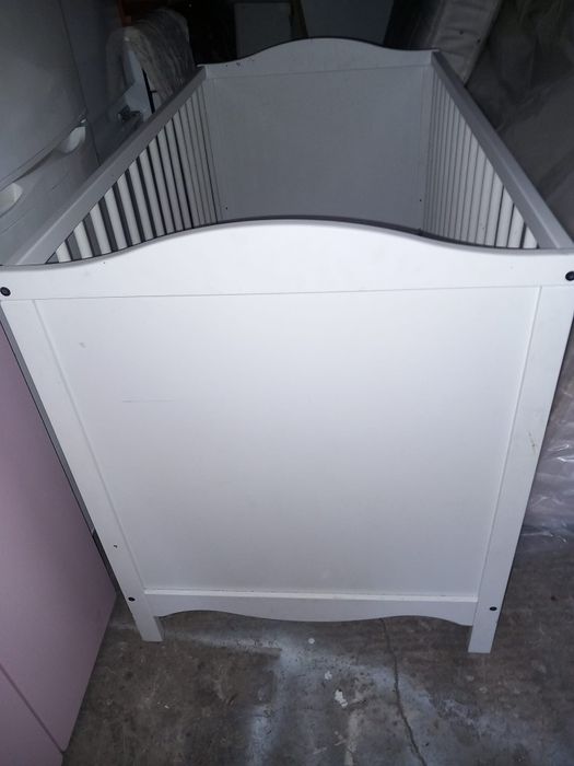 Pătuț de copii mici