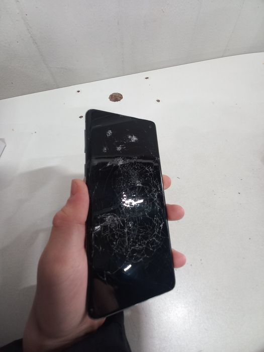 Продам  samsung s10