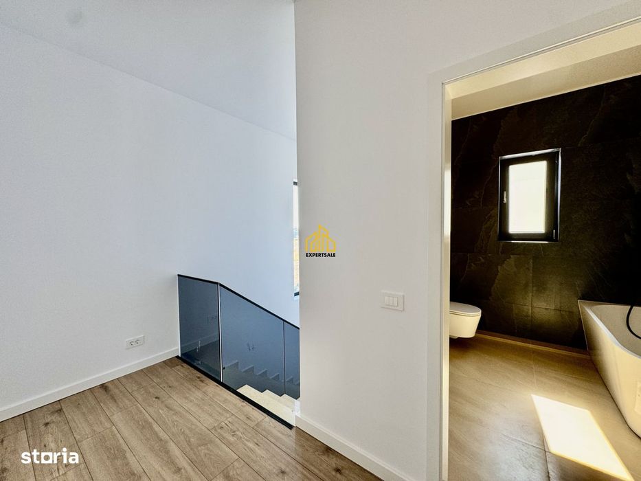 Casa Domnesti Central/ 4 Camere/400 Teren/Utilitati