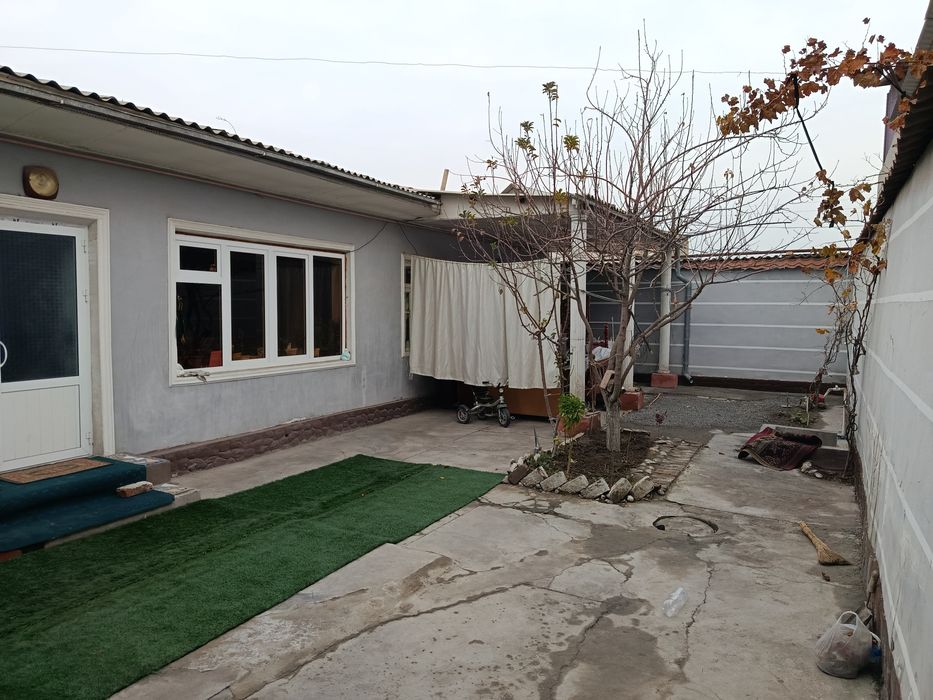 Parvoz maktab kochasida arzon uy