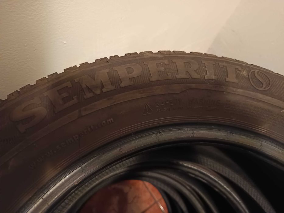 De vanzare jante și anvelope