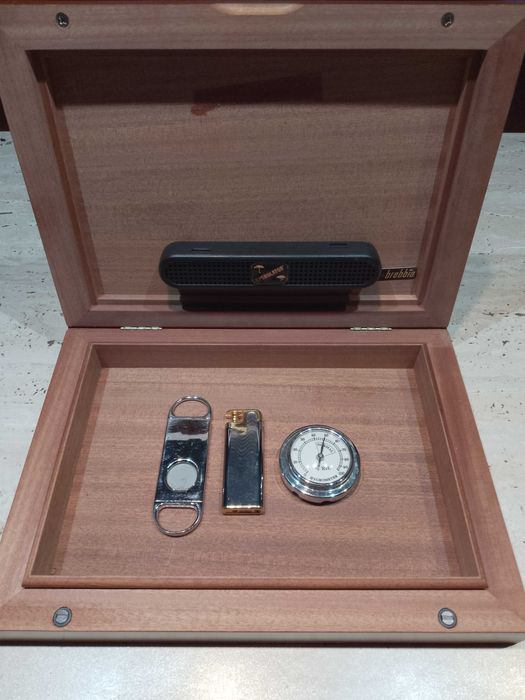 Humidor Premium Elegant BREBBIA + CADOU