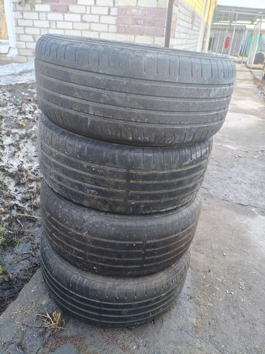 Шины 18 б/у состояние очень даже хорошое