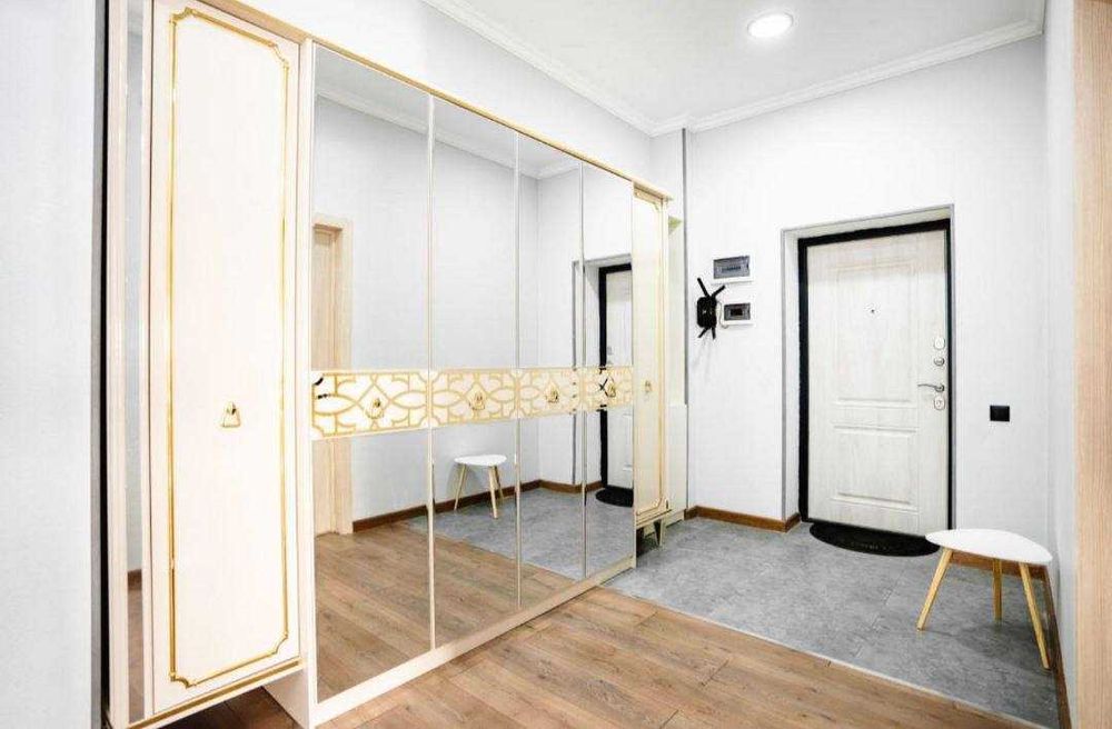 Яккасарай/ ул.Бабура • 3-комн. • 80 м² • 1 из 7 [3ЯК: 009]