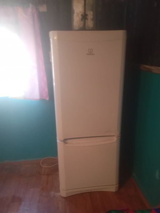 Холодильник и веса