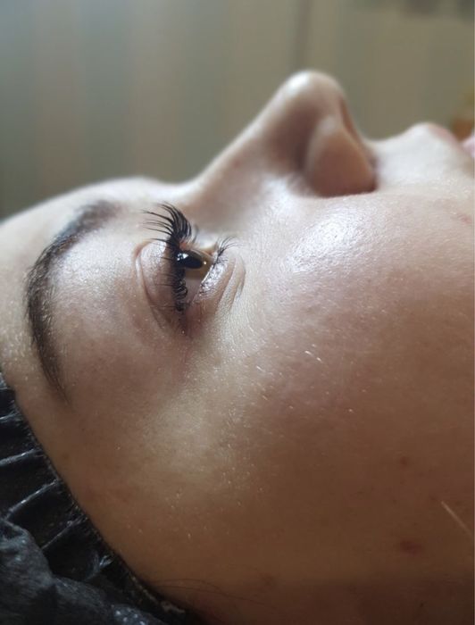 Ламинирование ресниц перманент бровей прокол ушей