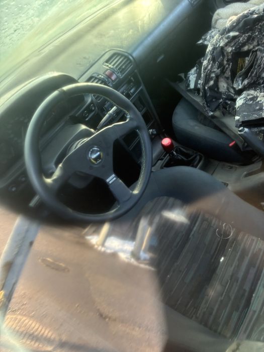 Mazda mx 3.      2.0 V6