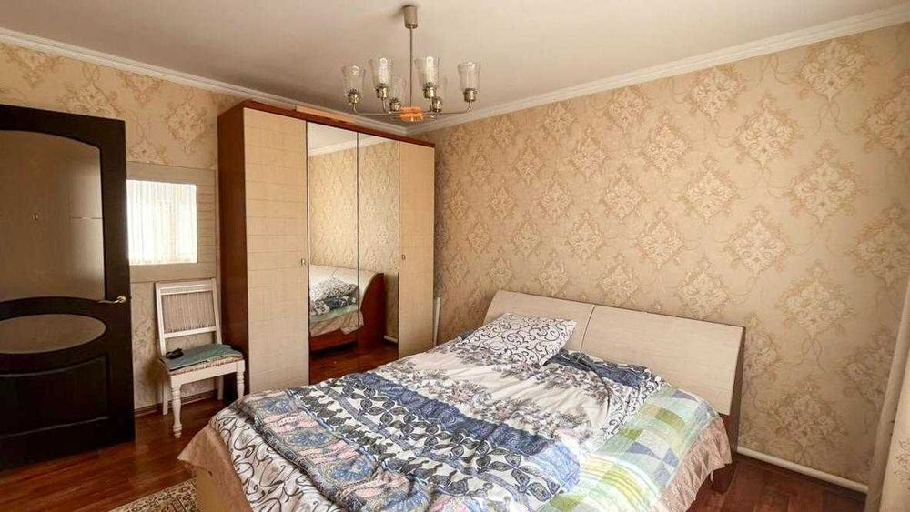 Продаю  % комнатный  дом СЗЖР