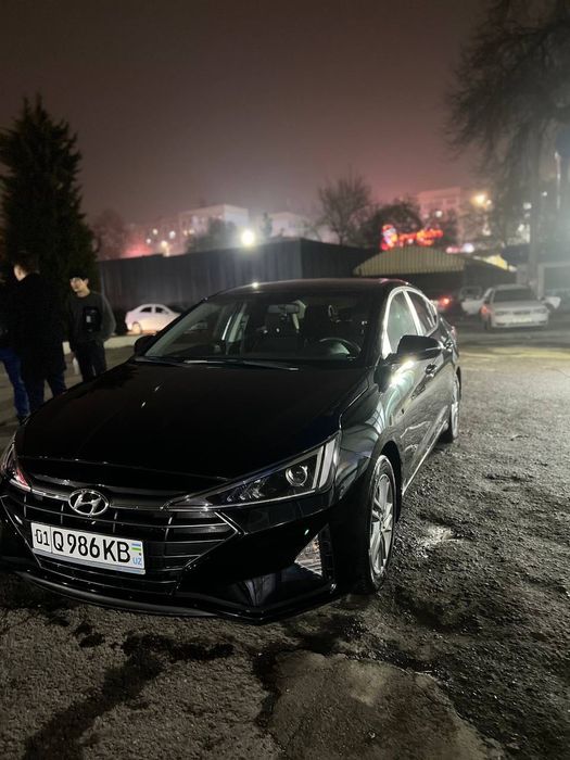 Hyundai Elantra 2020