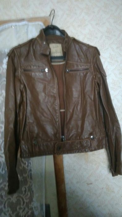 Дамско кожено яке