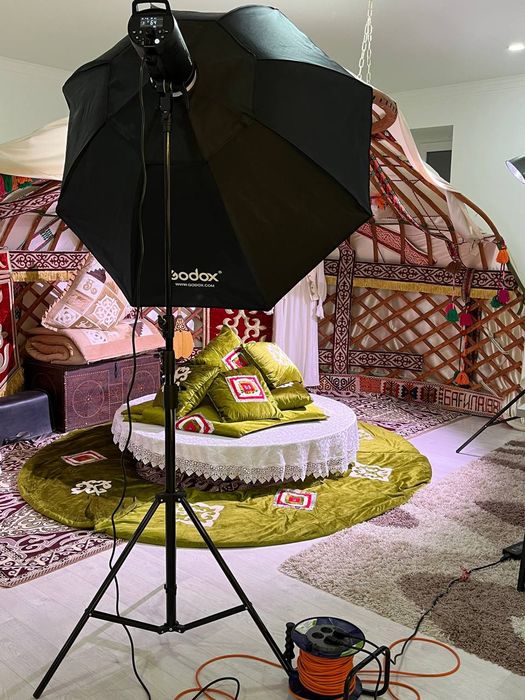 Продам круглый стол