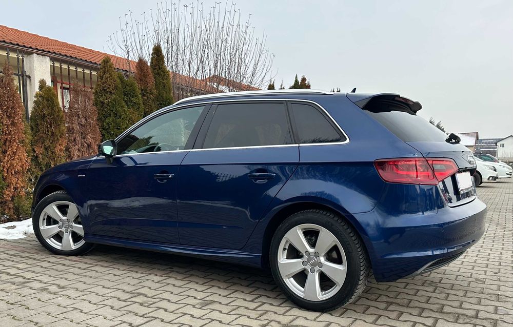 Audi A3 1.4 TFSI S-Tronic S-Line Sportpaket 122CP